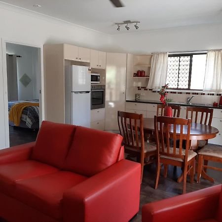 Gum Tree Lodge Howard Ngoại thất bức ảnh